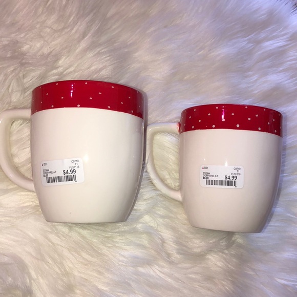 Rae Dunn MERRY CHRISTMAS Mugs - Picture 5 of 6